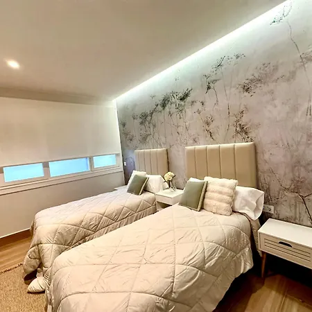Apartamentos Albamar-Redomeira Vigo Exterior photo